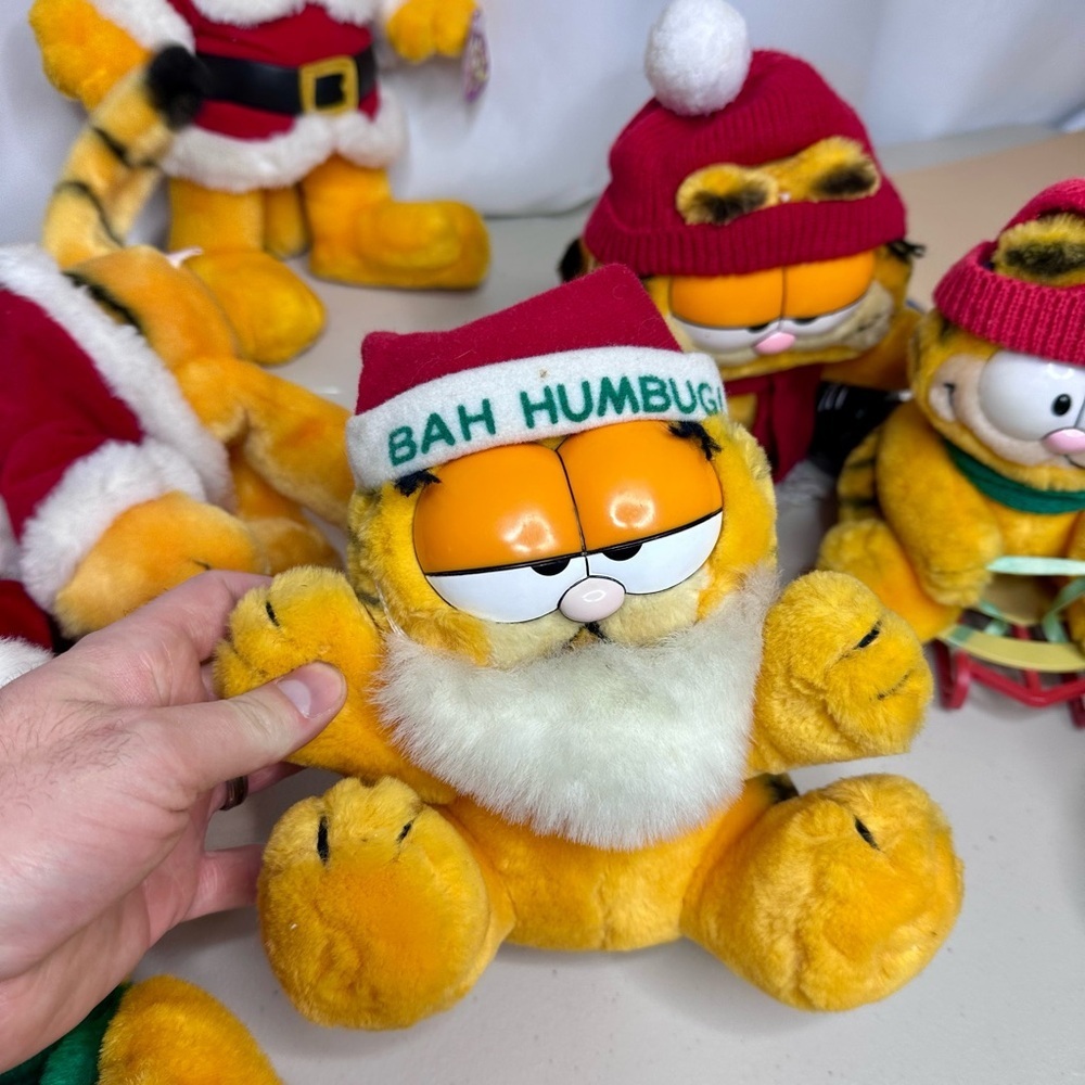 Lot of 8 Vintage Garfield Christmas Plush 1978+ Dakin - Picture 4 of 14